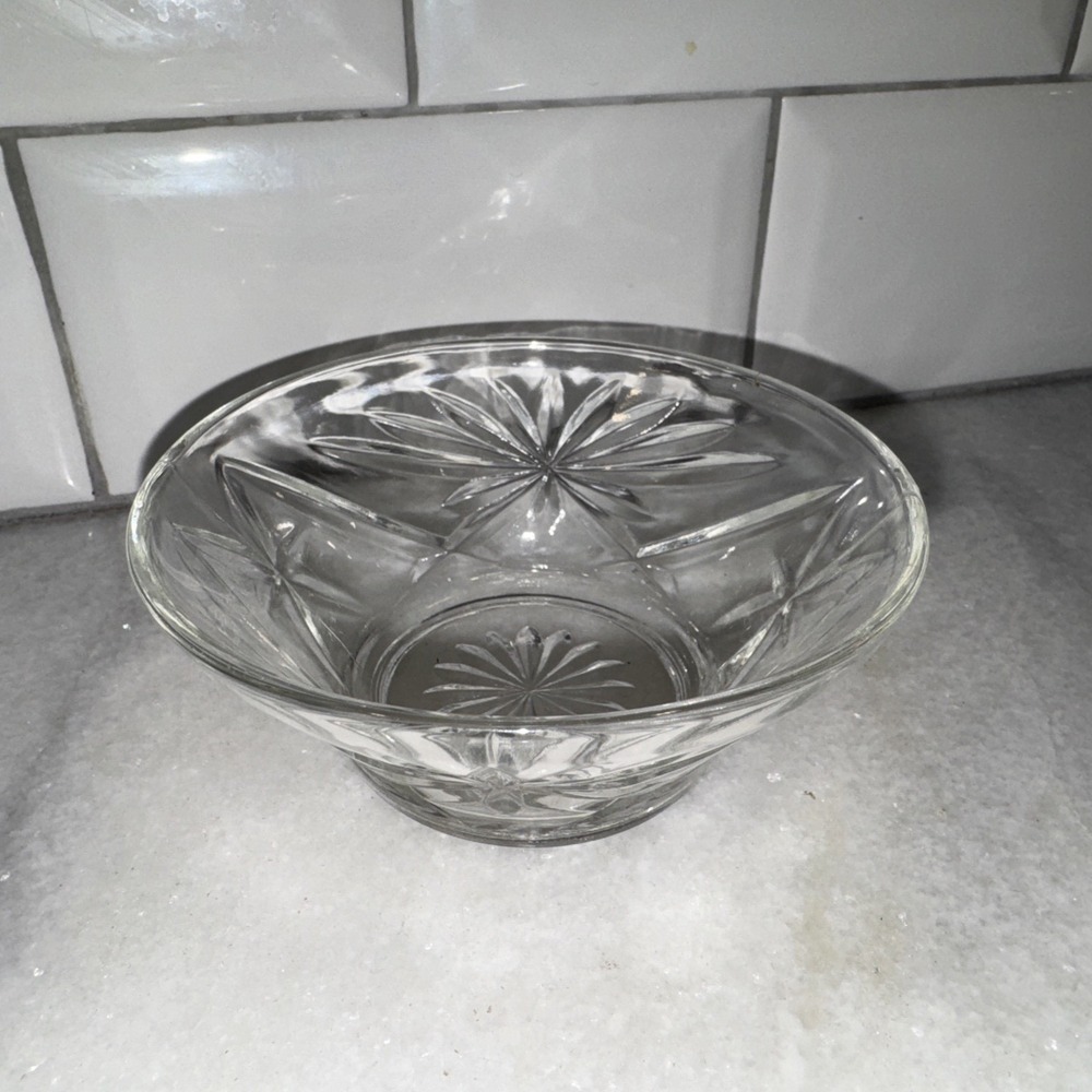 Vintage Anchor‎ Hocking Early American Presscut Star Of David Desert Bowl